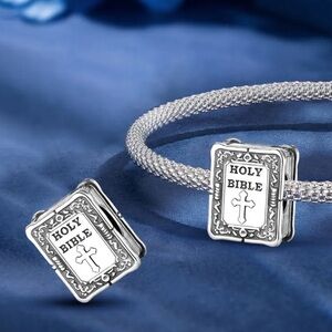 925 sterling Silver Holy Bible Charm for Bracelet/necklace NWT